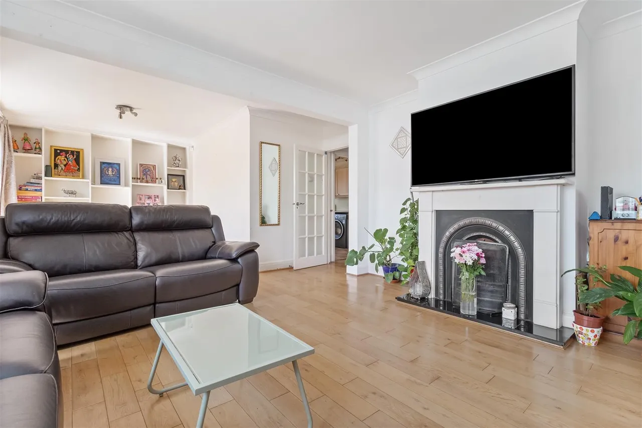 Loxwood Avenue, Worthing, photo 9