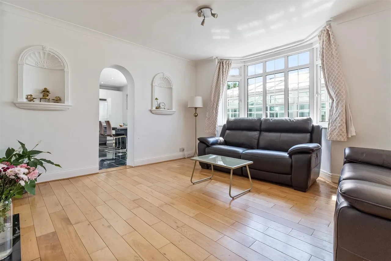 Loxwood Avenue, Worthing, photo 17