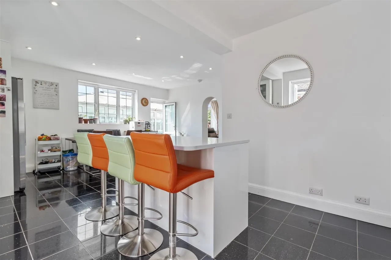 Loxwood Avenue, Worthing, photo 20