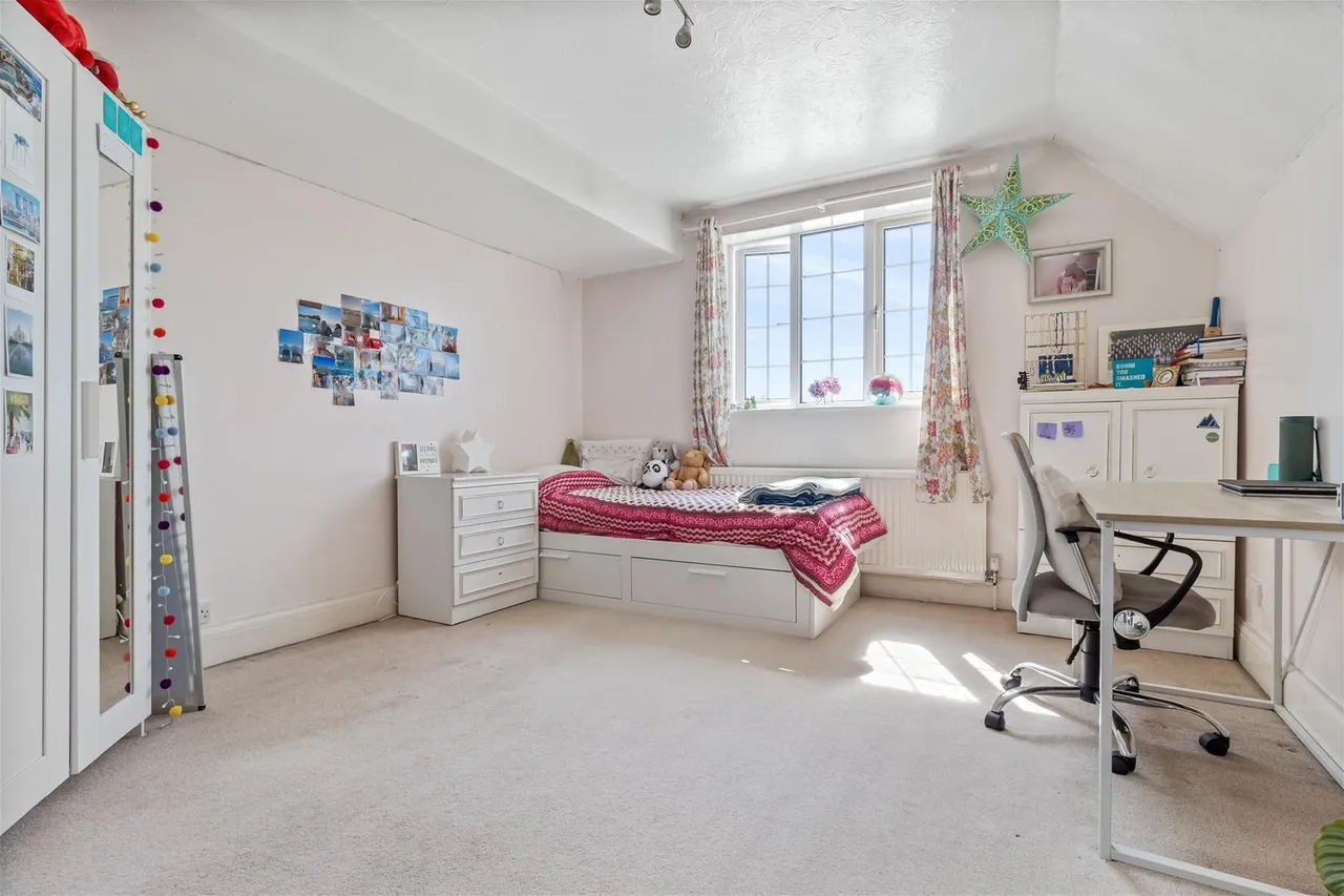 Loxwood Avenue, Worthing, photo 12