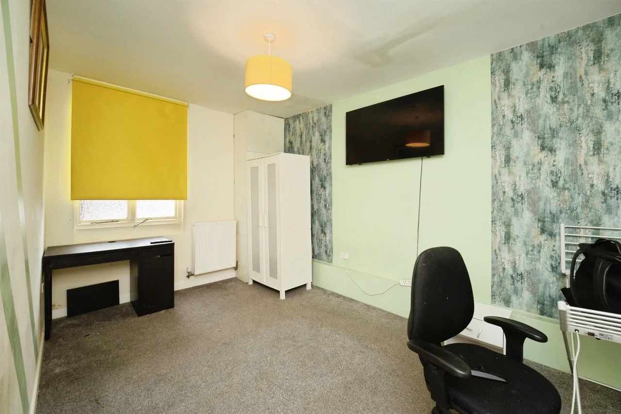 Belle Vue Road, Leeds, LS3, photo 17