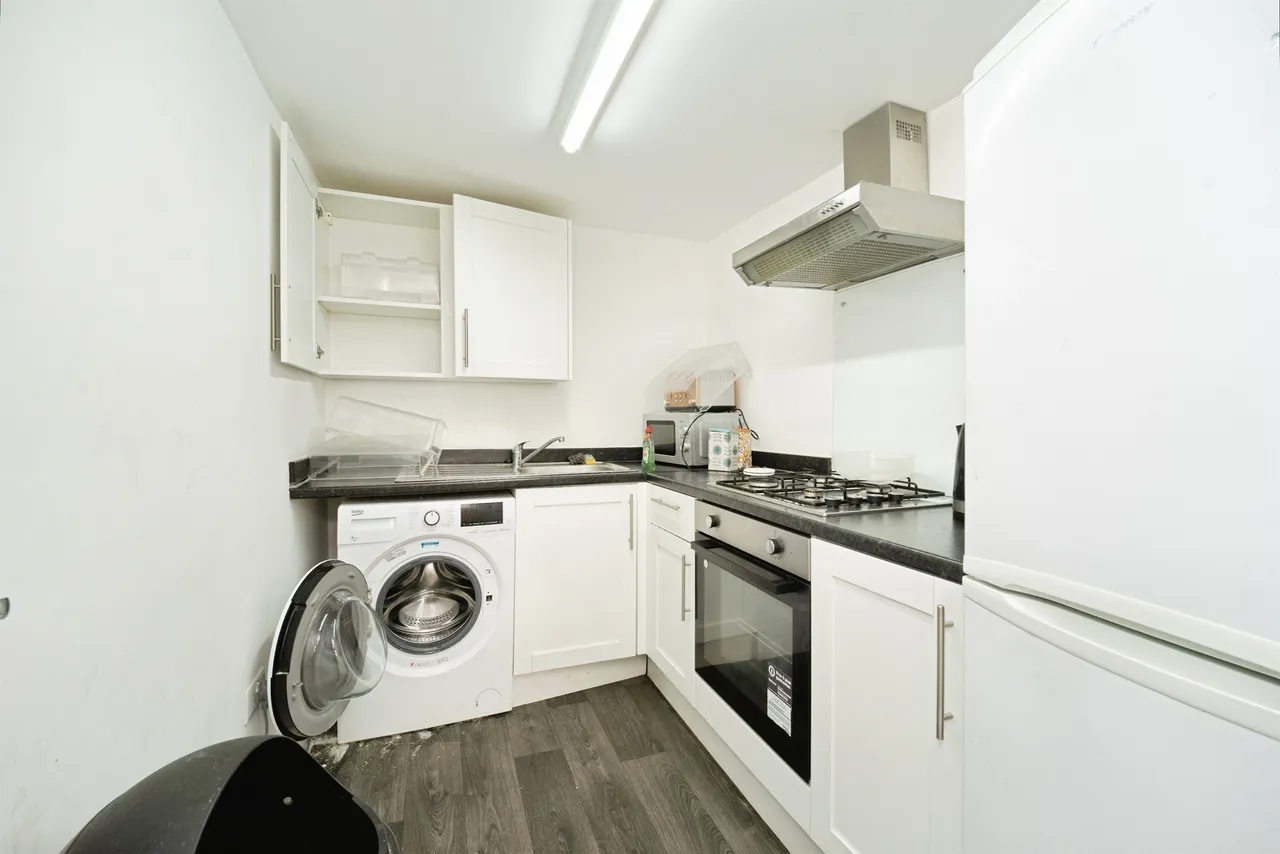 Belle Vue Road, Leeds, LS3, photo 18