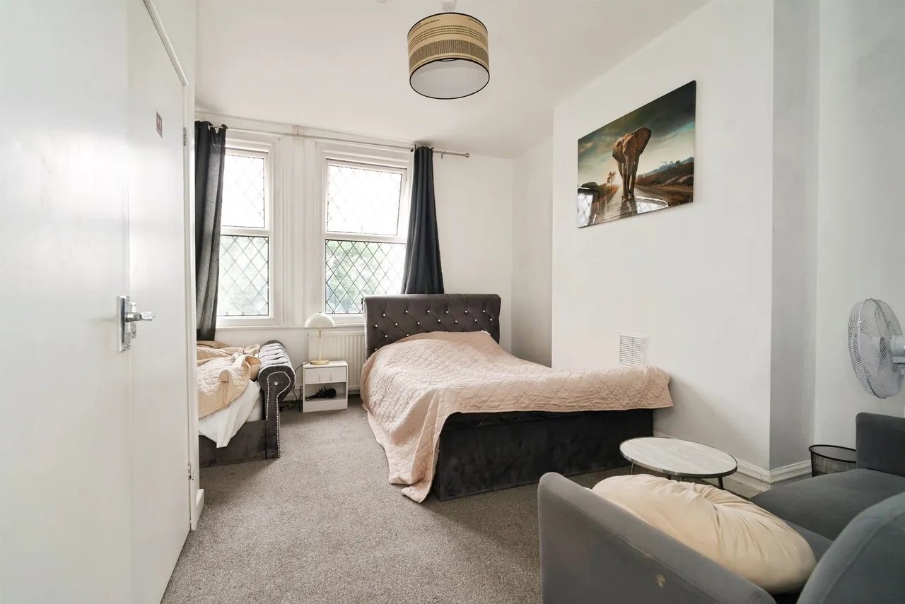 Belle Vue Road, Leeds, LS3, photo 8