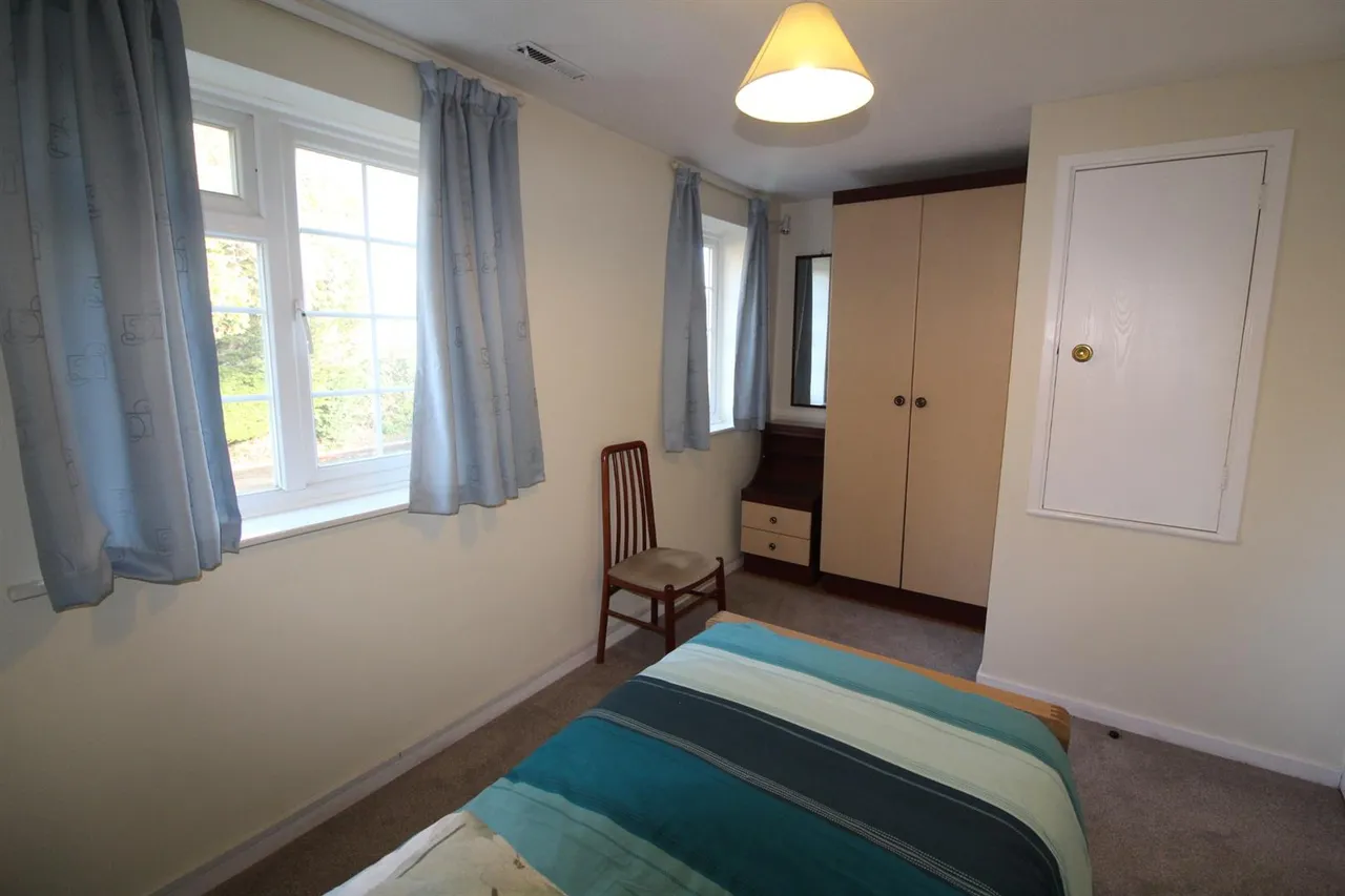 Thorncroft, Englefield Green, Surrey, TW20 0SB, photo 8