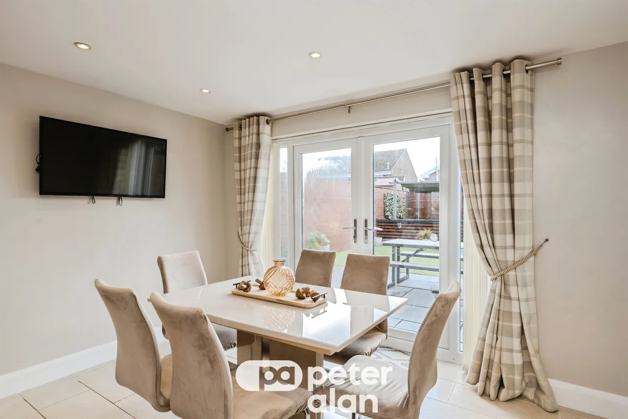 Hornbeam Close, Neath, SA11, photo 14