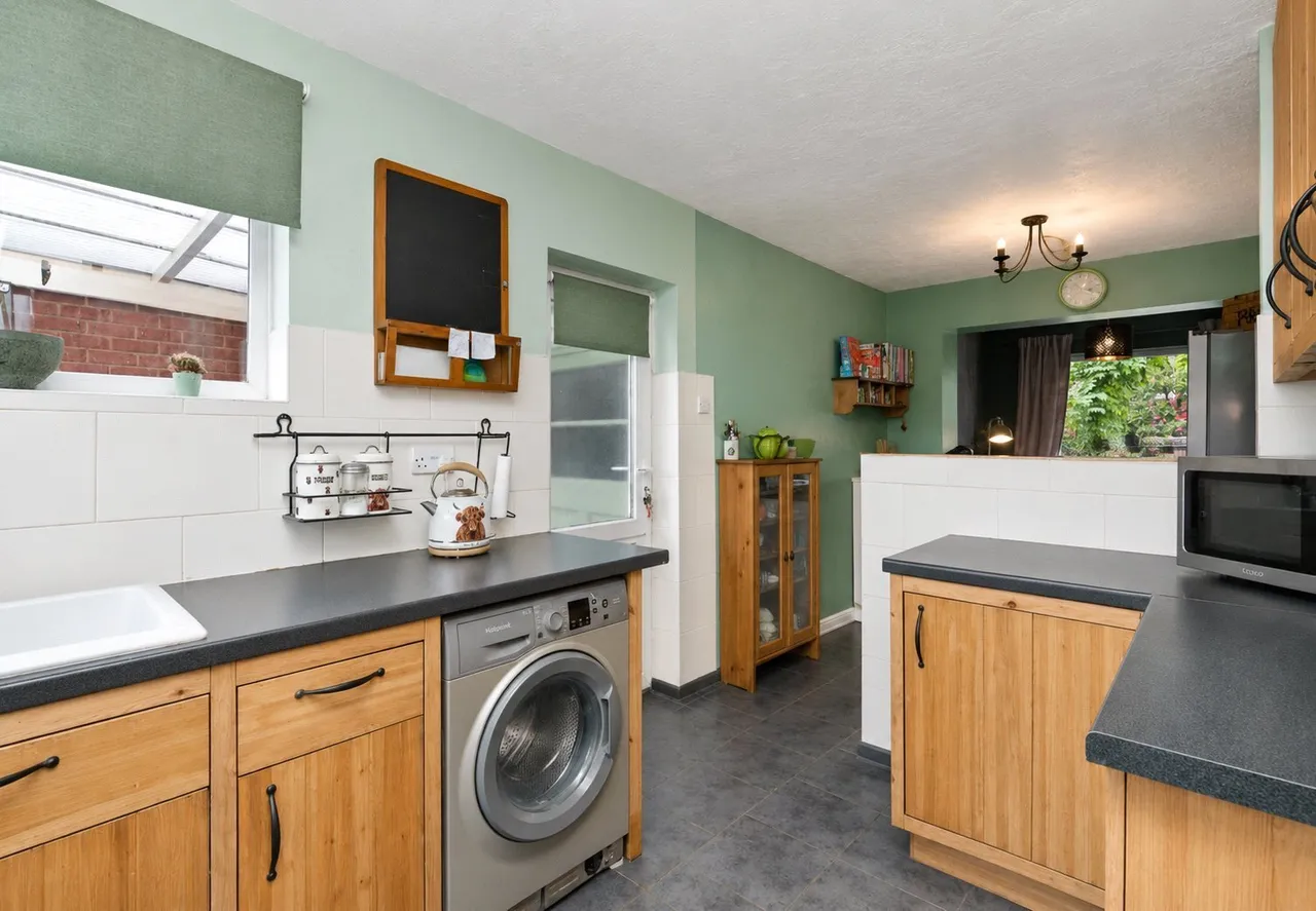 Pinewood Close, WILLENHALL, West Midlands, WV12, photo 6