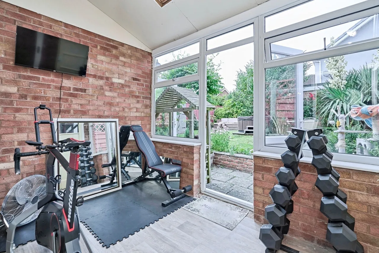 Pinewood Close, WILLENHALL, West Midlands, WV12, photo 10