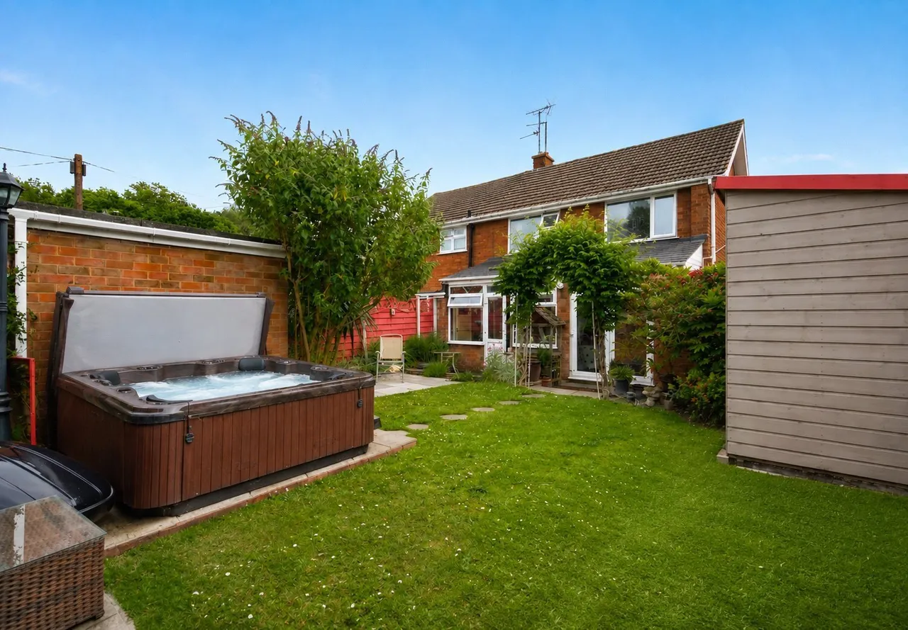 Pinewood Close, WILLENHALL, West Midlands, WV12, photo 20