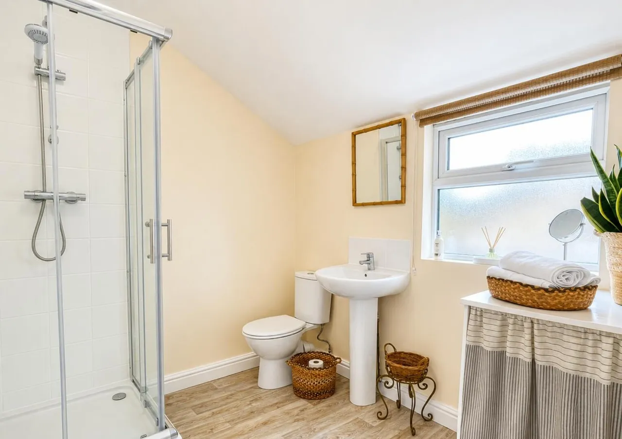 14 Summer Hill, Frome, Somerset BA11 1LT, photo 12