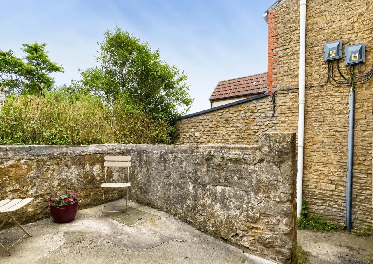 14 Summer Hill, Frome, Somerset BA11 1LT, photo 13