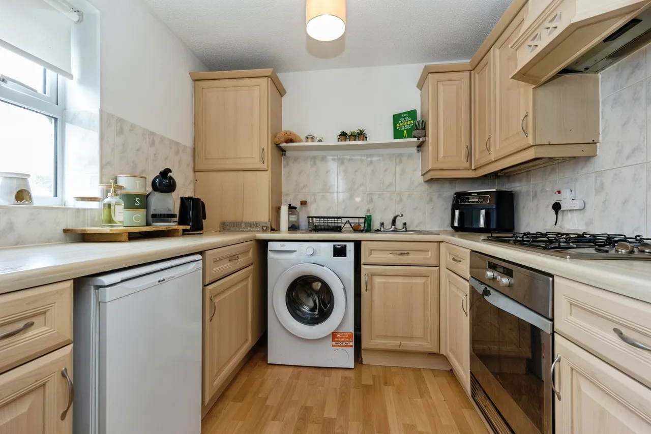 Lindow Street, Sale, Greater Manchester, M33, photo 7