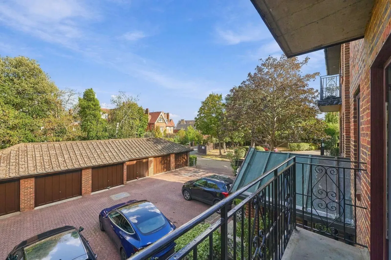 Edge Hill, Wimbledon, SW19, photo 11