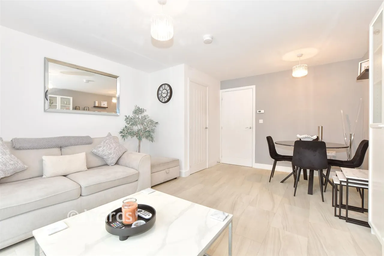 Cavell Place, Folkestone, CT20, photo 5