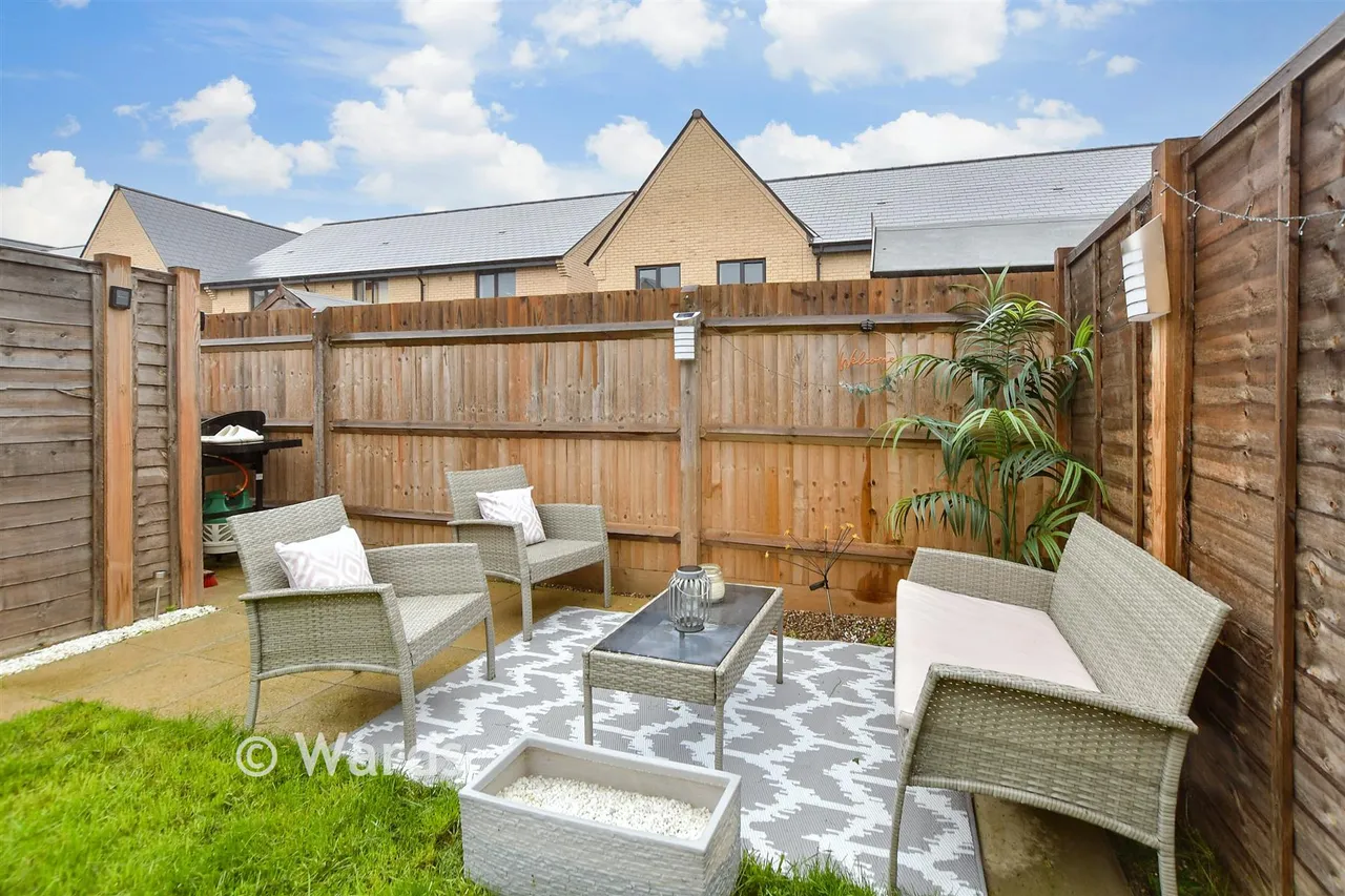 Cavell Place, Folkestone, CT20, photo 12