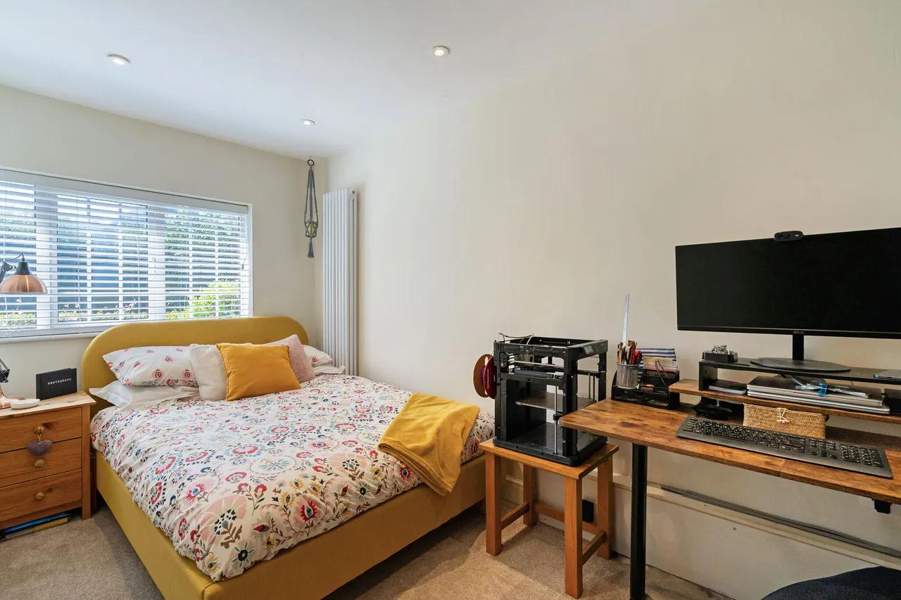 Adbury Road, Newbury, RG20, photo 11
