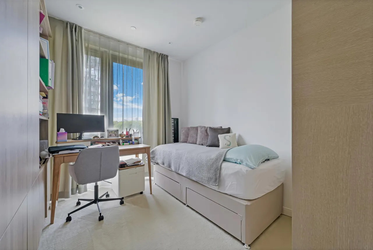 Embassy Gardens, Nine Elms, SW11, photo 8