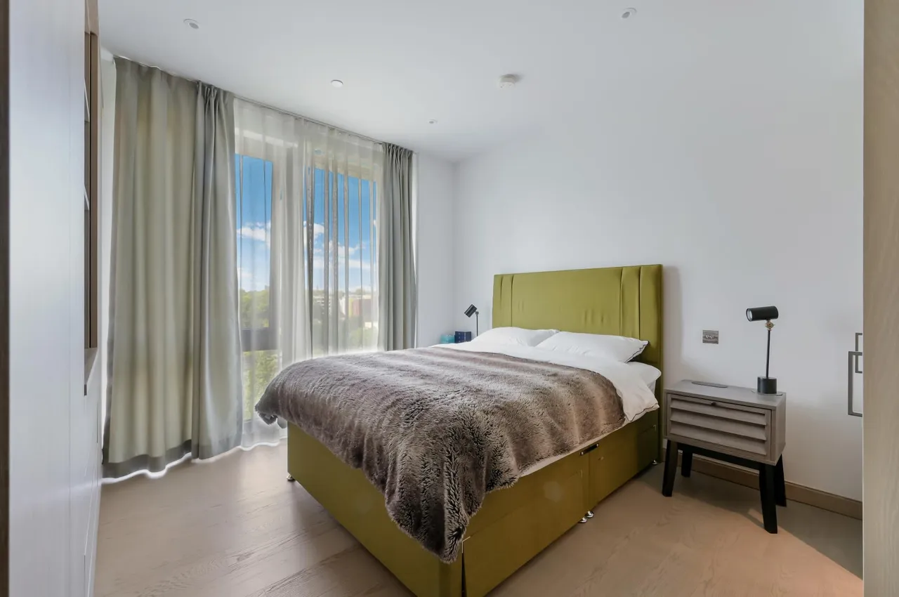Embassy Gardens, Nine Elms, SW11, photo 11
