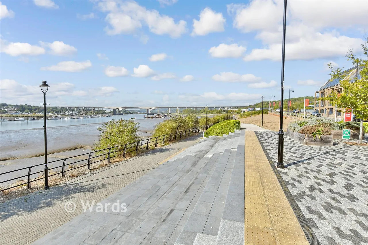 Knights Templar Way, Strood, ME2, photo 9