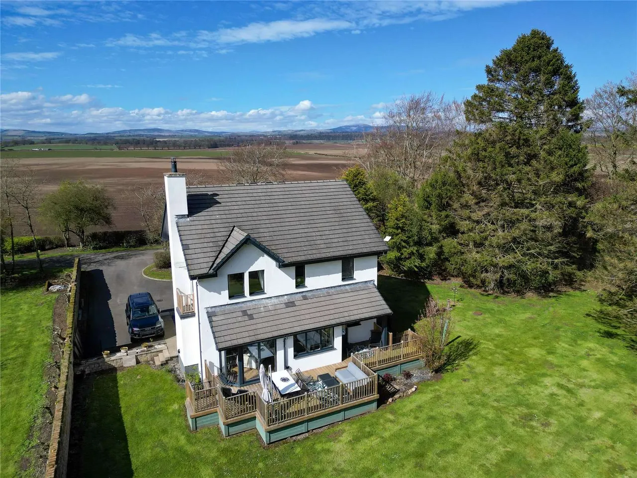 4 bed house for sale — The Feathers, Castleton, By Forfar, Angus, DD8 1SJ