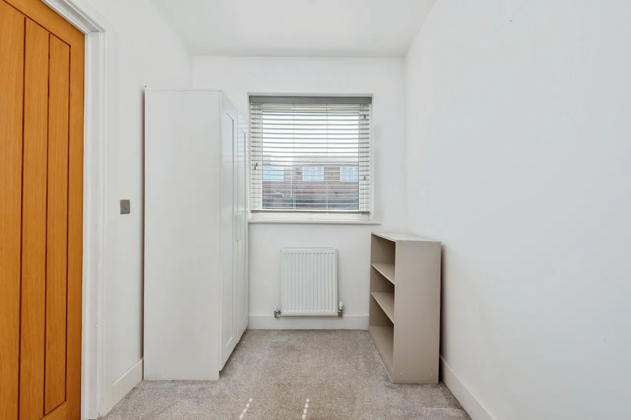 Madeira Drive, Liverpool, L25, photo 15