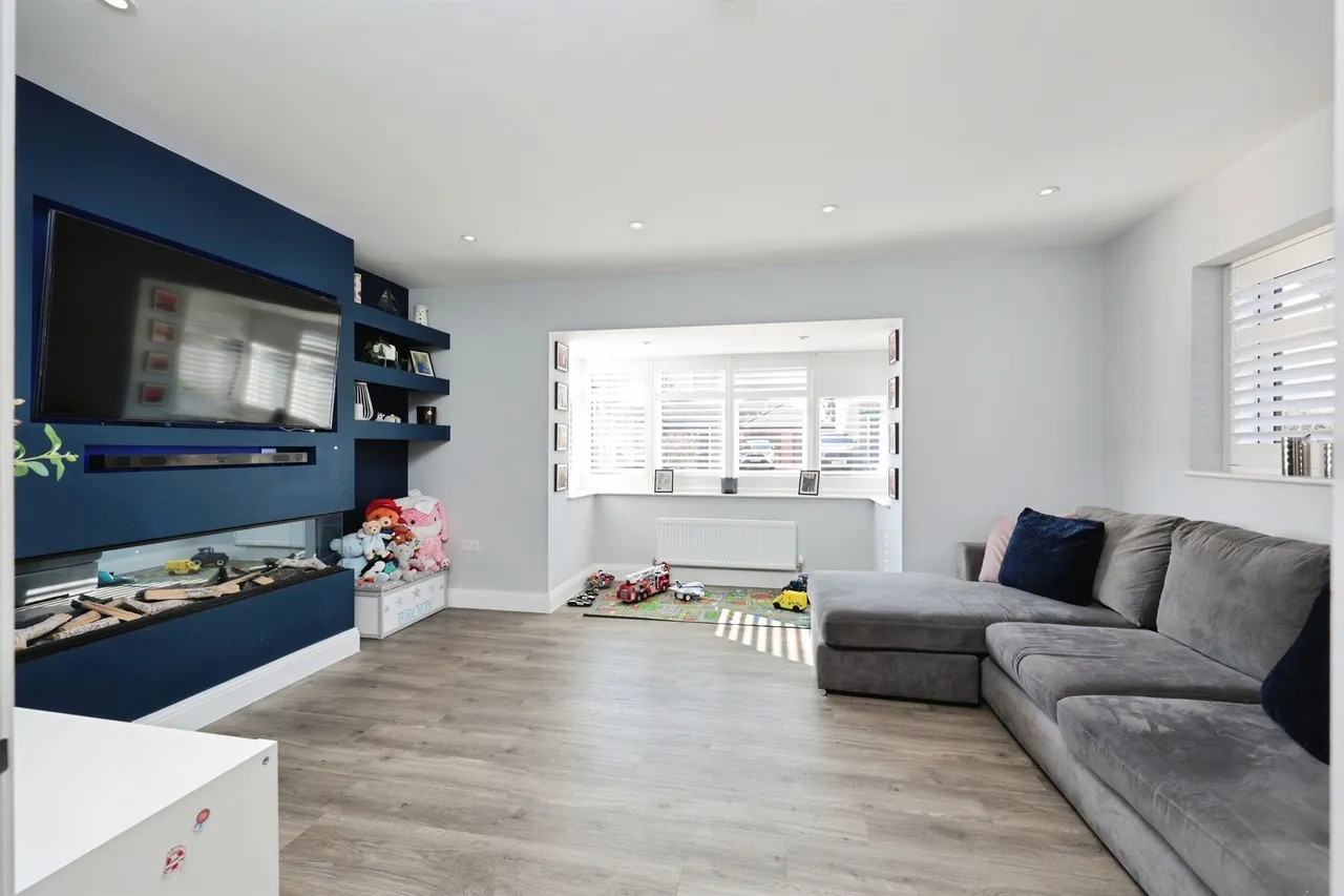 Fullers Avenue, Watford, WD25, photo 3