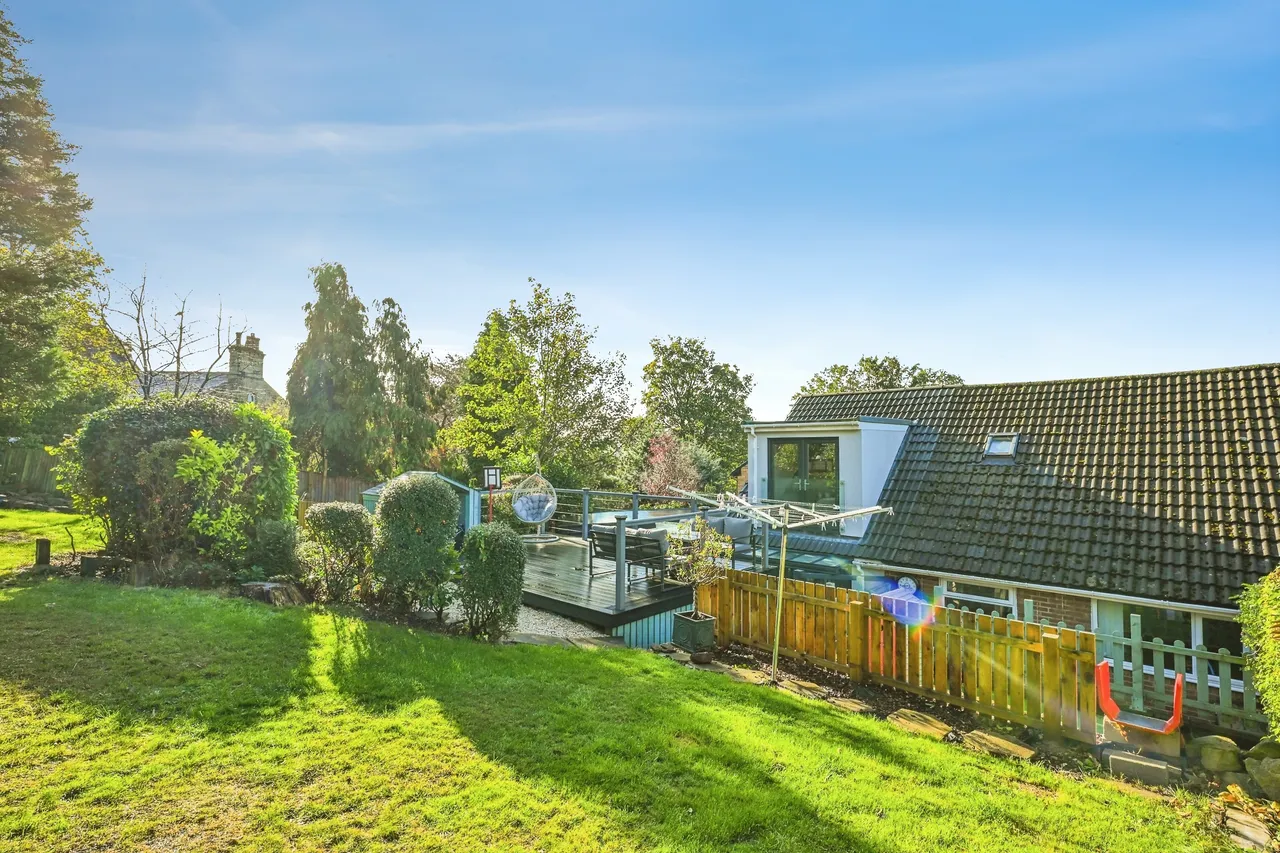 Hough End Garth, Leeds, LS13, photo 26
