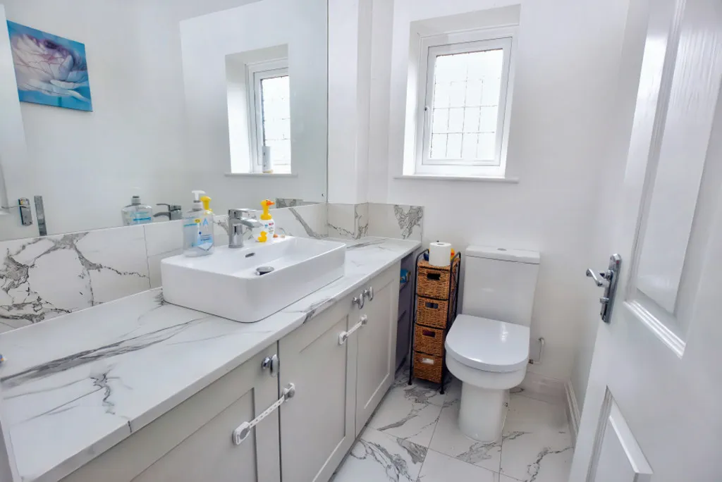 Sambrook Crescent, Market Drayton, photo 10