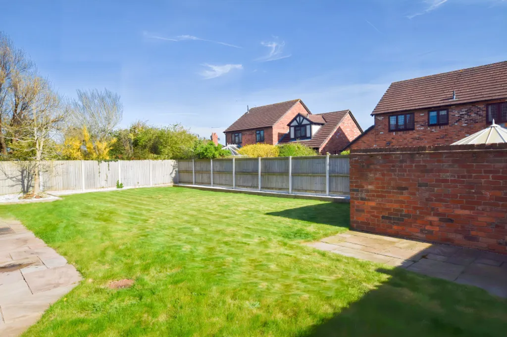 Sambrook Crescent, Market Drayton, photo 22