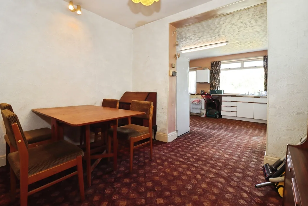 Cleve Road, BRISTOL, Avon, BS34, photo 4