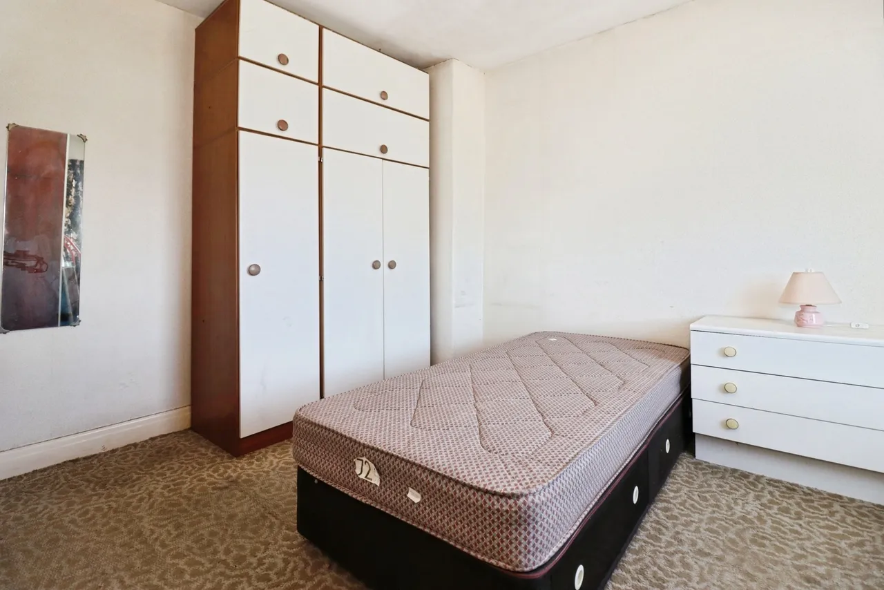 Cleve Road, BRISTOL, Avon, BS34, photo 7