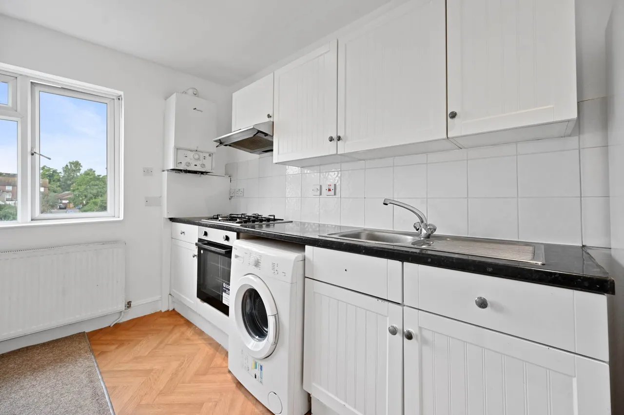 Eastdown Park, Hither Green, SE13, photo 6