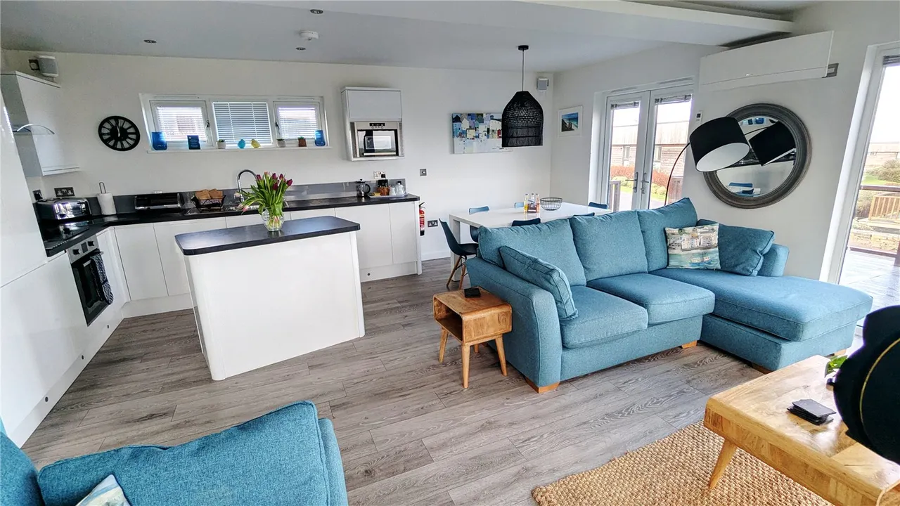 The Residence, Gwel An Mor, Portreath, Redruth, TR16 4PE, photo 3