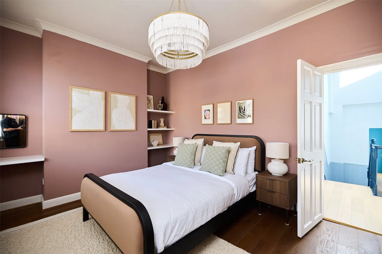 Naylor Road, London, SE15, photo 12