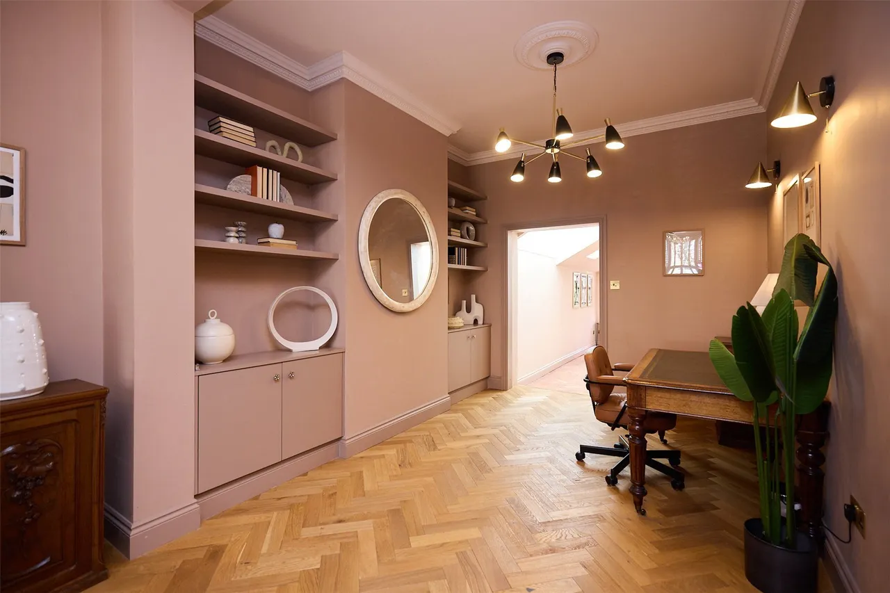 Naylor Road, London, SE15, photo 8