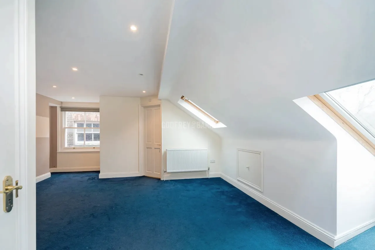 Hammers Lane, Mill Hill, NW7, photo 10