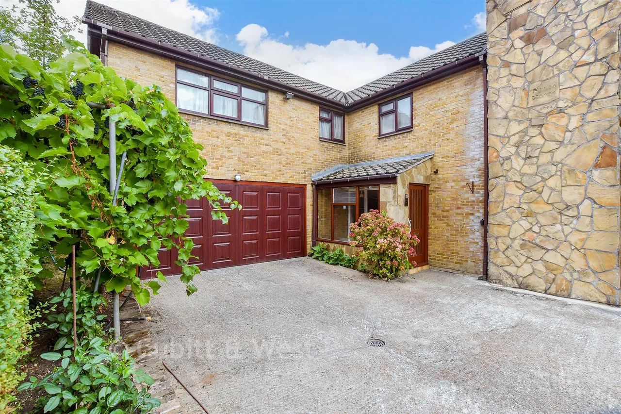 Brighton Road, Purley, CR8, photo 10