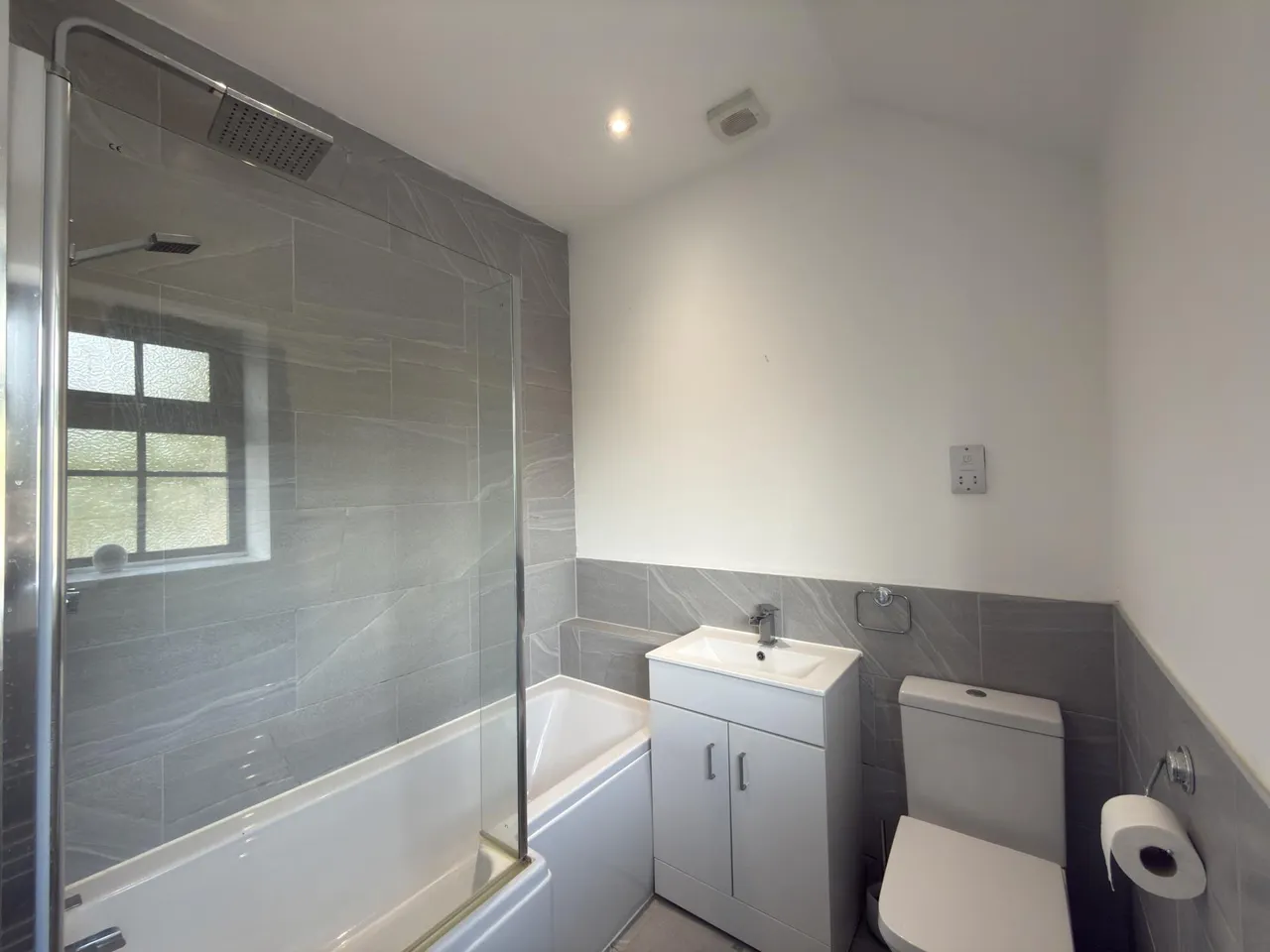 High Street, Molesworth, PE28, photo 7