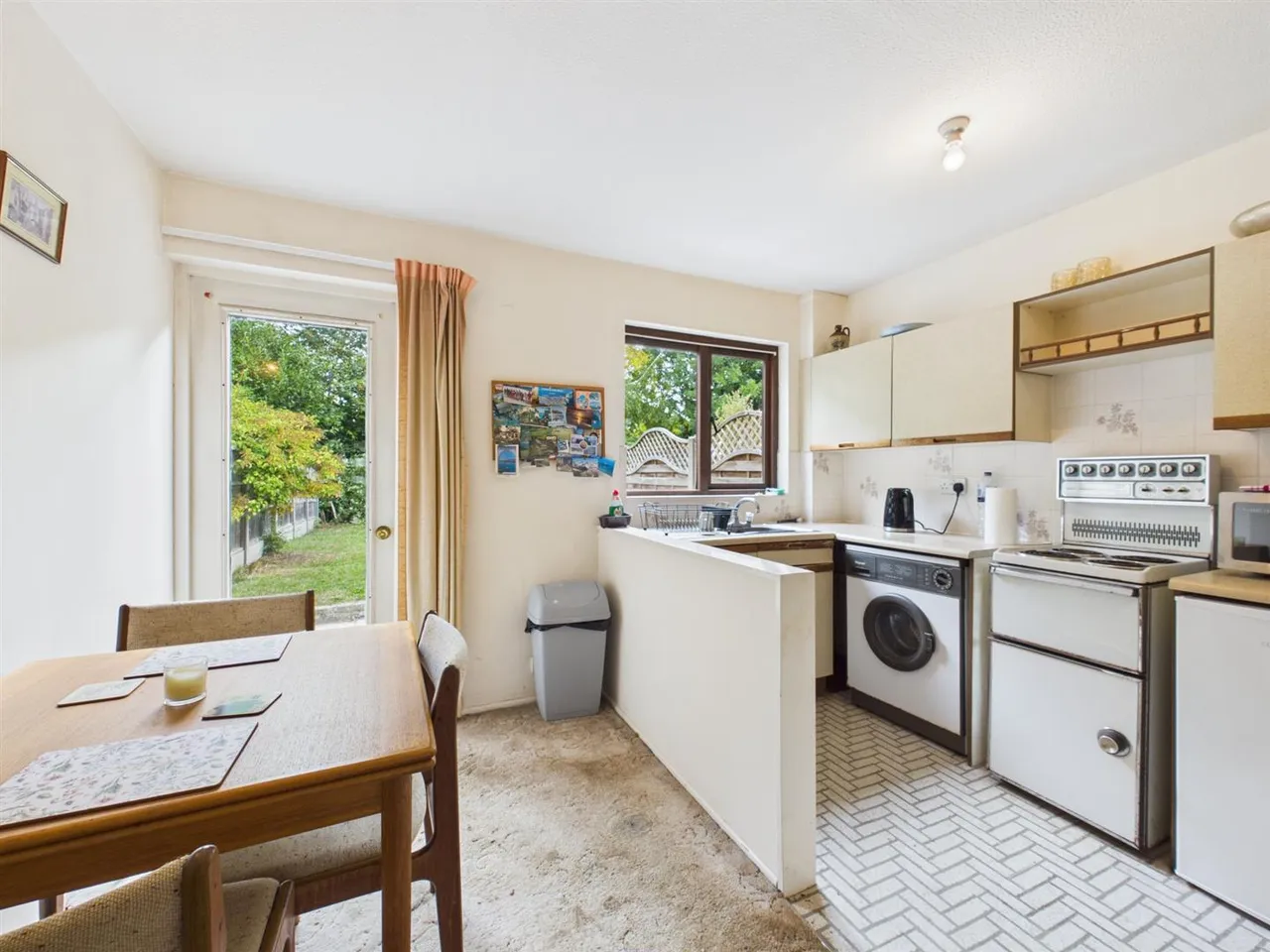 Greystoke Drive, Ruislip, HA4, photo 2