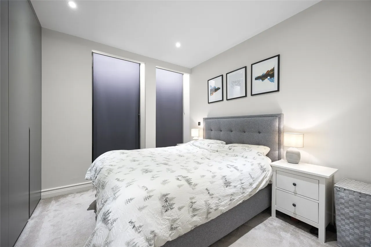 Littleworth Road, Esher, Surrey, KT10, photo 10