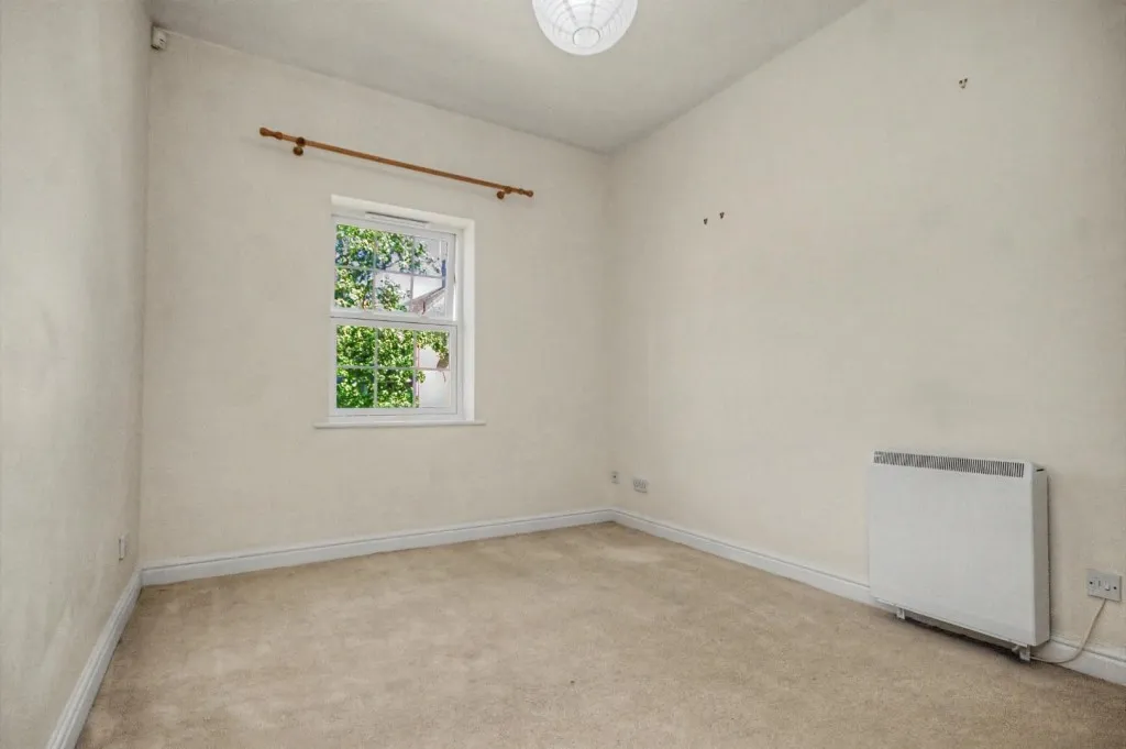 Scholars Court, Northampton, photo 7