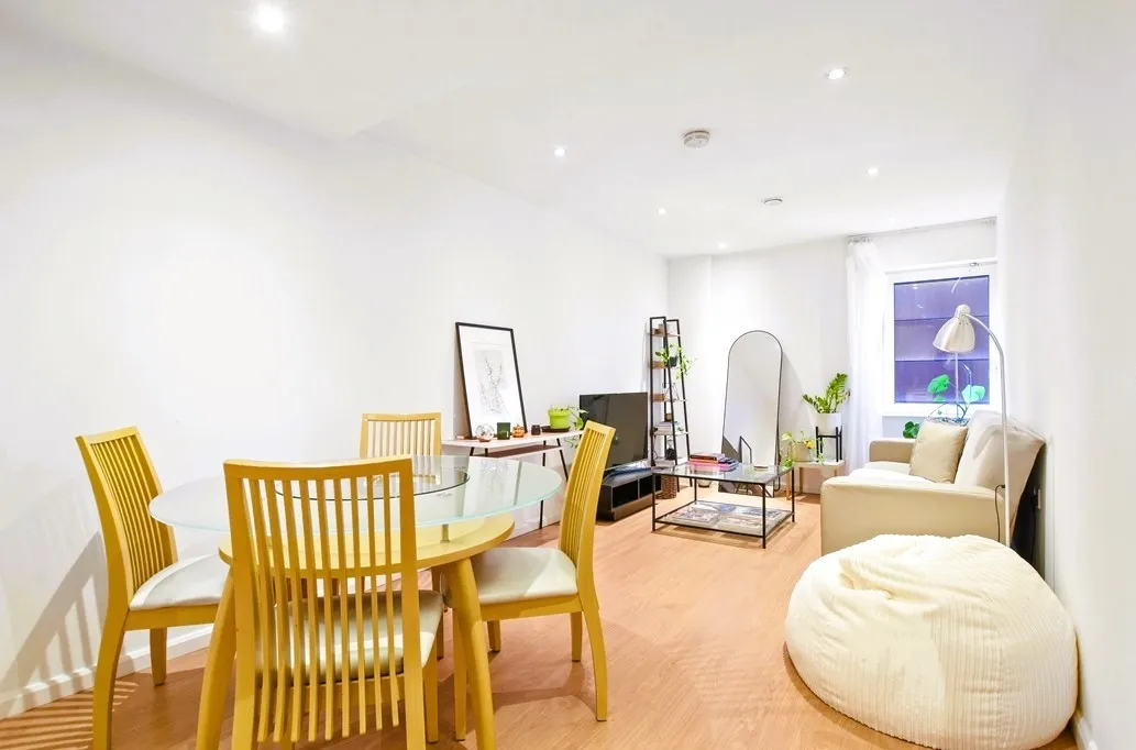 Wharf Road, London, N1, photo 2