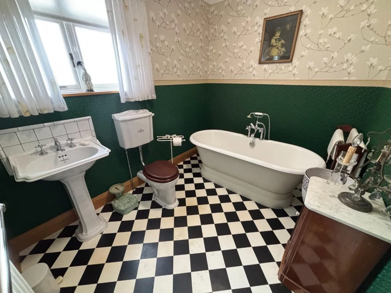 Gainsborough Road, Lea, DN21, photo 6