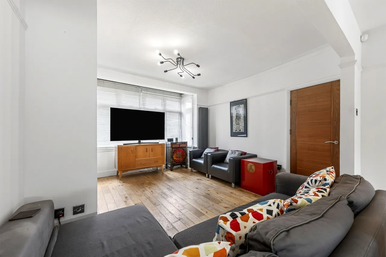 Edgehill Road, Mitcham, CR4, photo 8