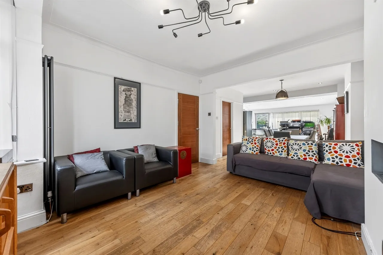 Edgehill Road, Mitcham, CR4, photo 7