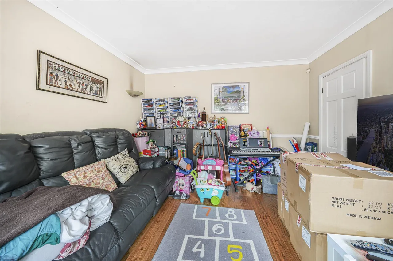 Queens Grove Road, North Chingford, E4 7BT, photo 5