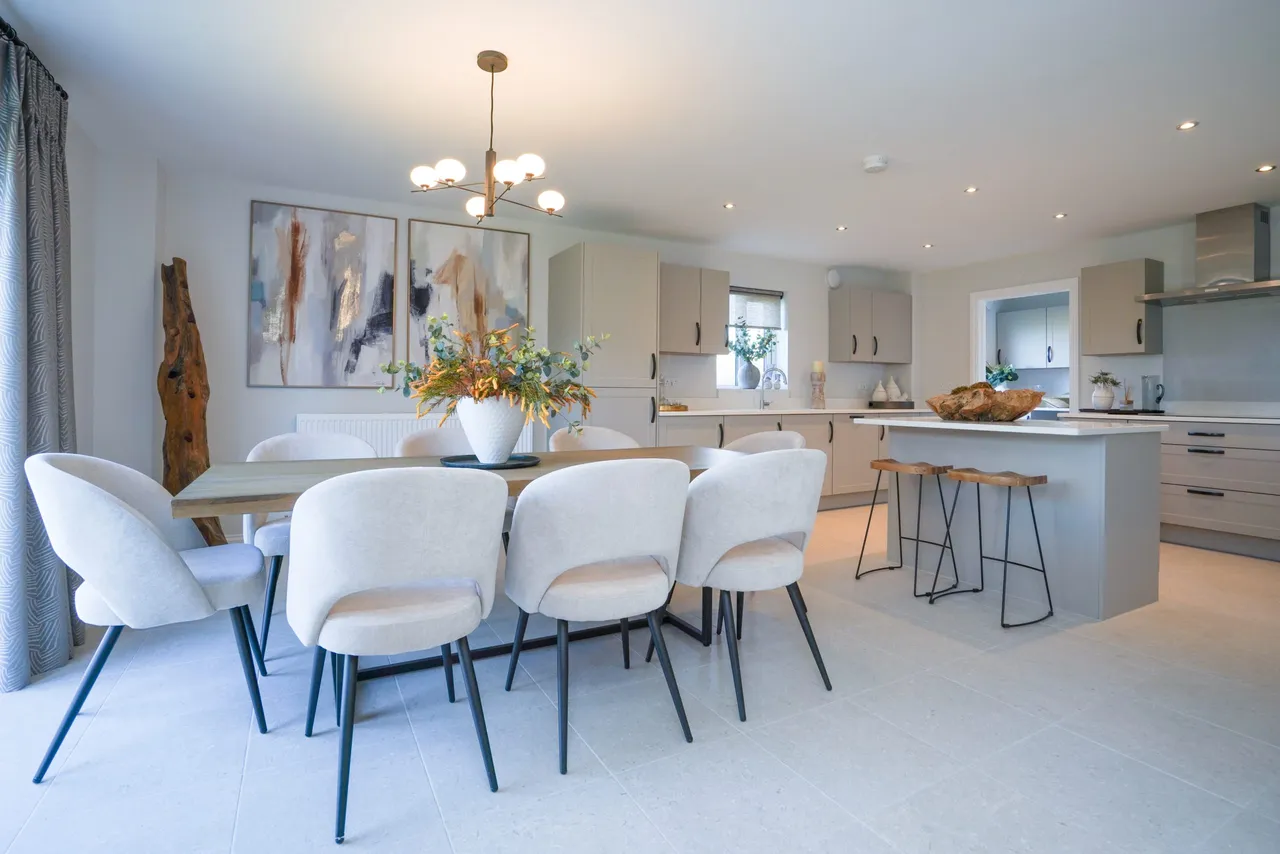 Plot 8 Maple Rise, Thorn Road, Dunstable, Houghton Regis, LU5 6JQ, photo 2