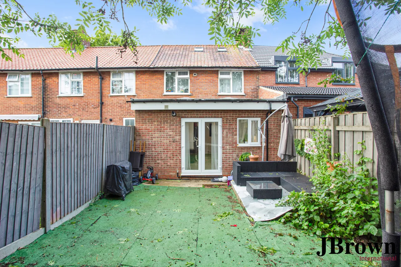 Deansbrook Road, Edgware, HA8, photo 9