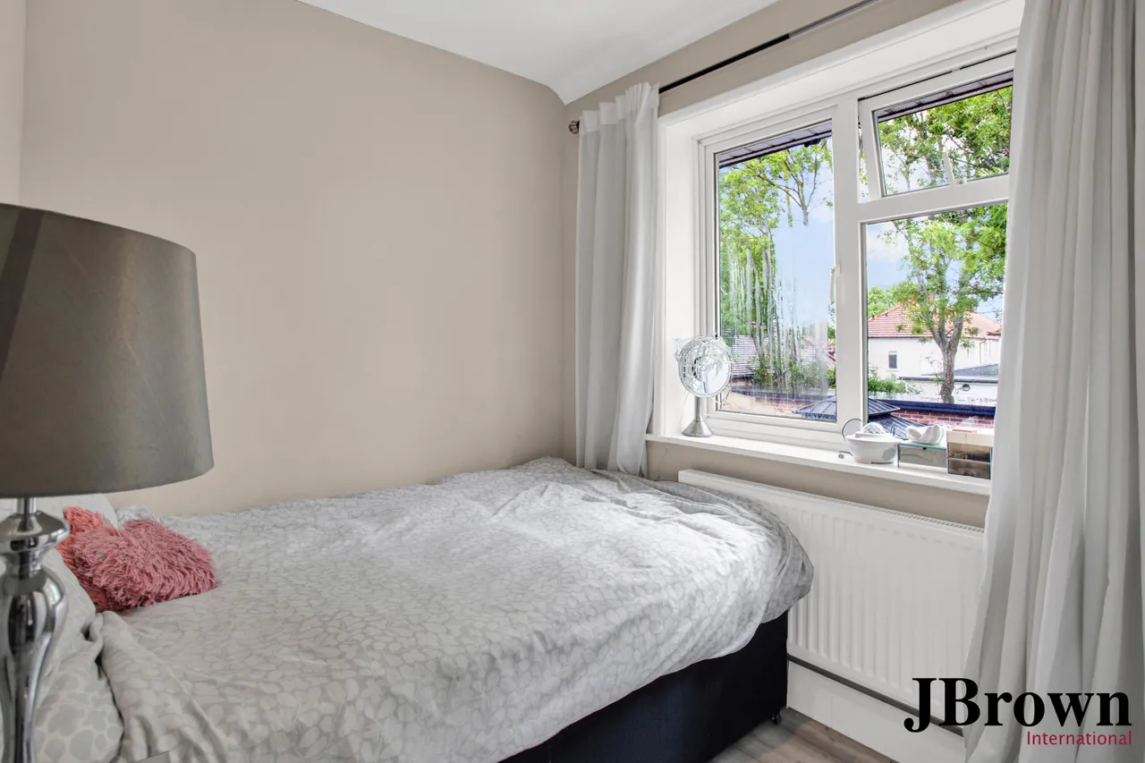Deansbrook Road, Edgware, HA8, photo 13