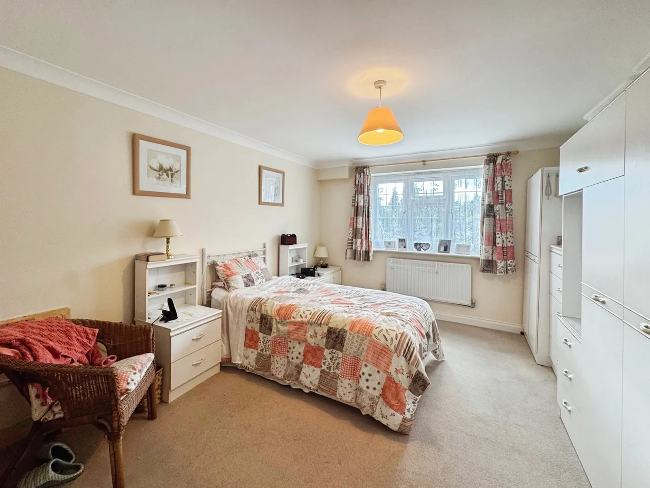 Canterbury Gardens, Farnborough, Hampshire, GU14 6TZ, photo 4