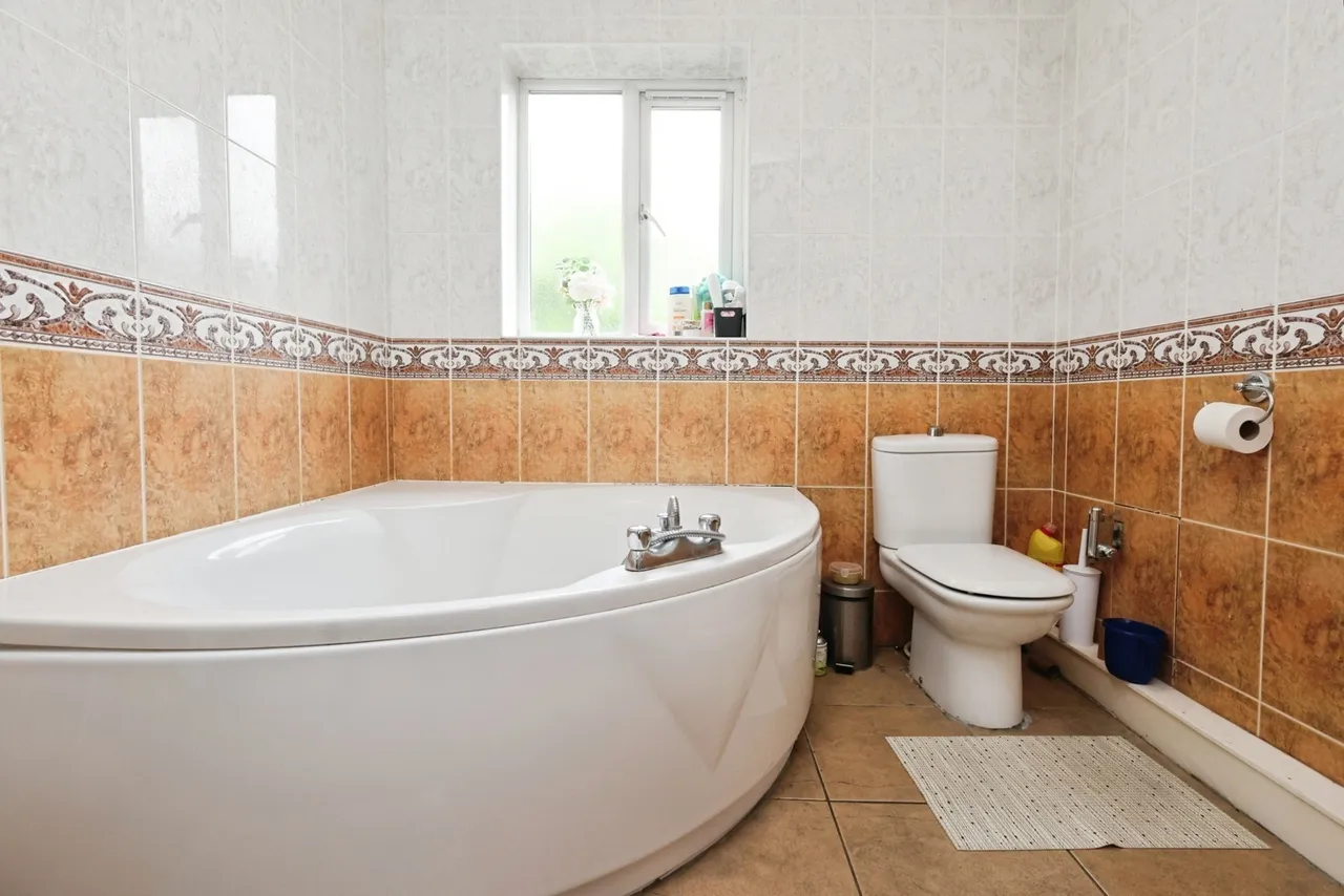 Wall Close, Smethwick, B67, photo 16